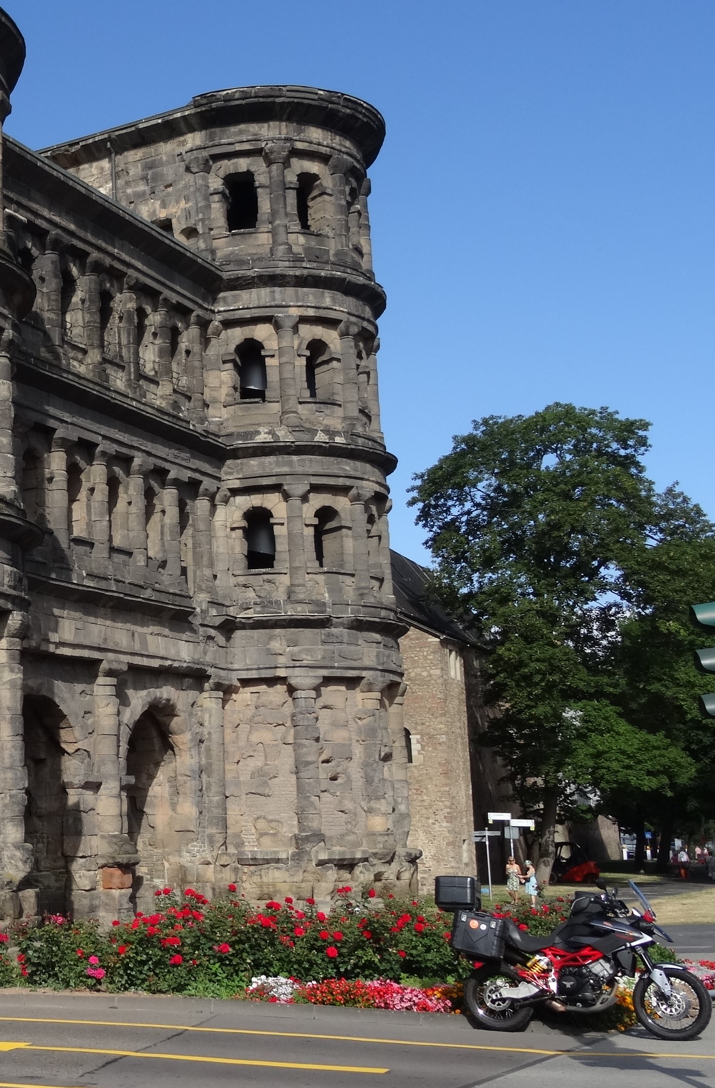 Gran Passo at the Porta Nigra, Trier in July 2015