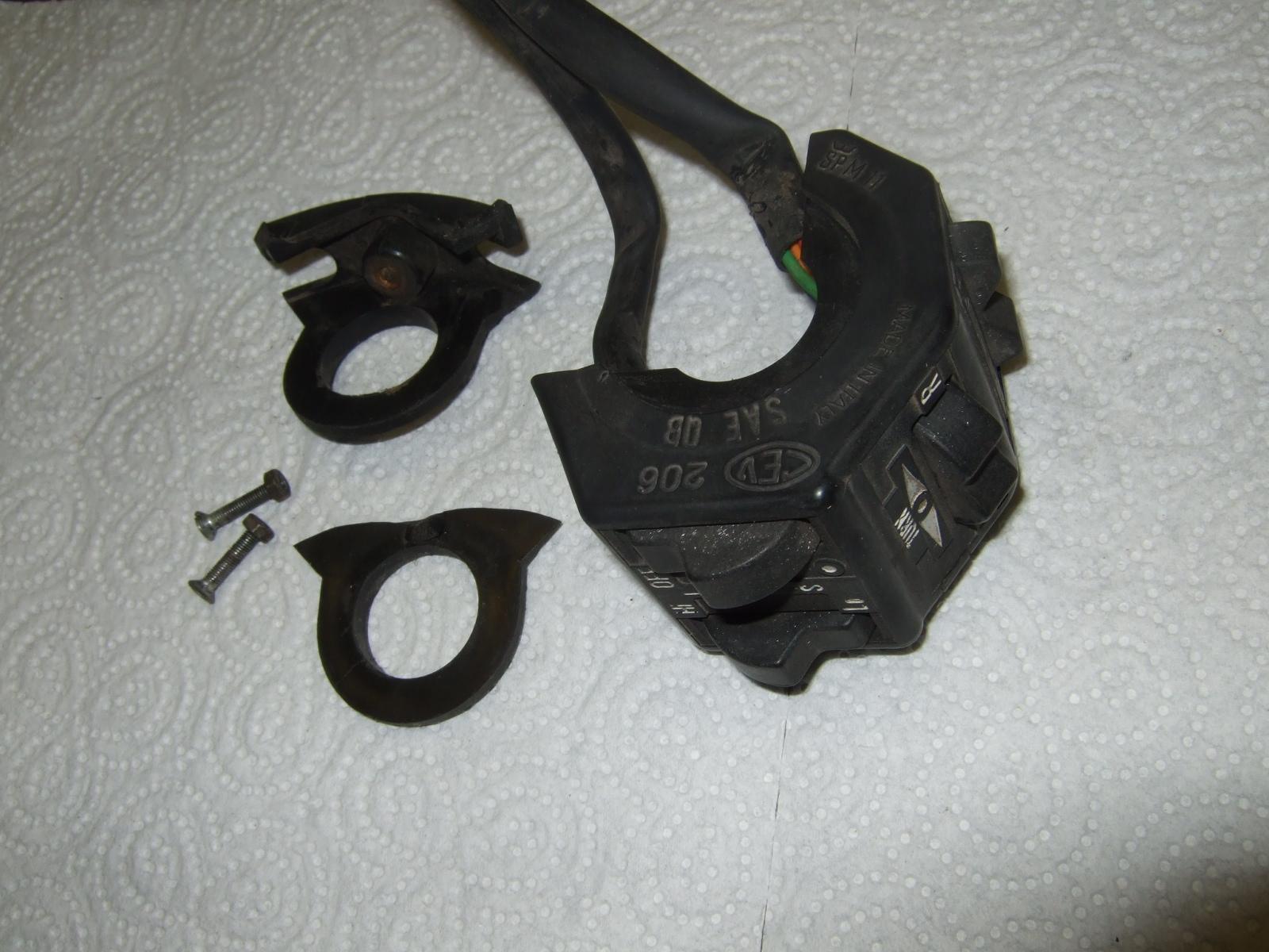 Broken clamp on CEV 206 switch