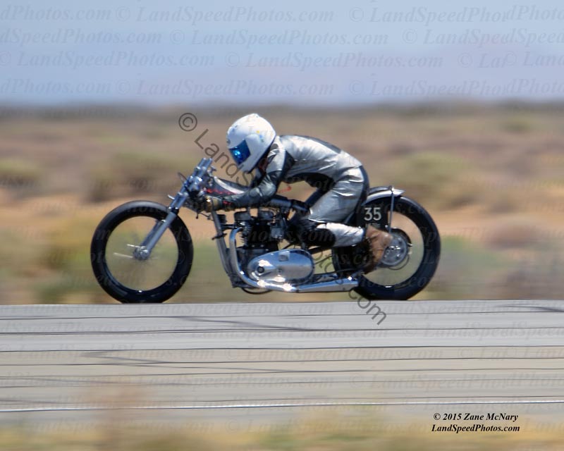 750cc triumph well prepared racer from Switzerland